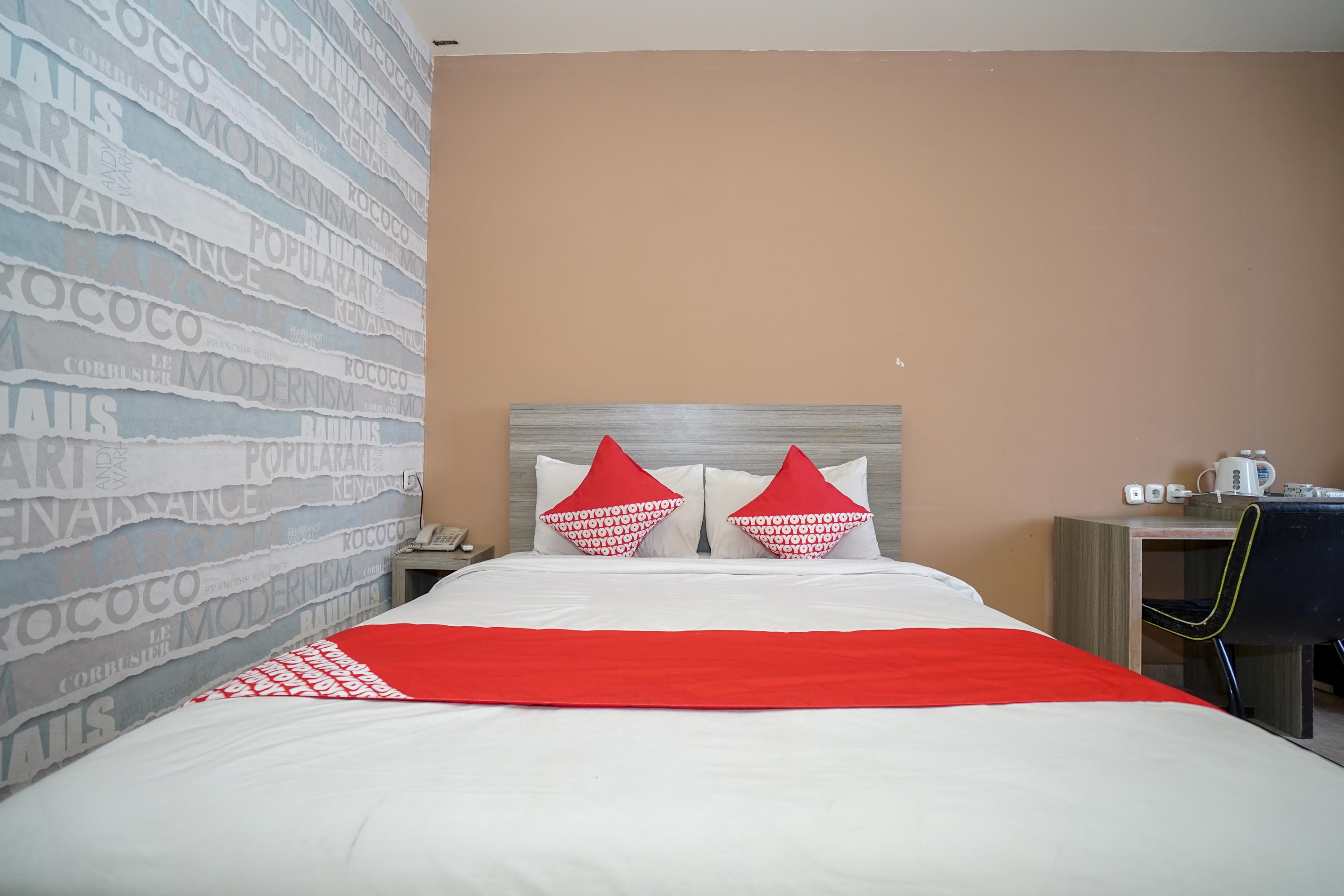 Urbanview Hotel Best Skip Palembang Exterior photo