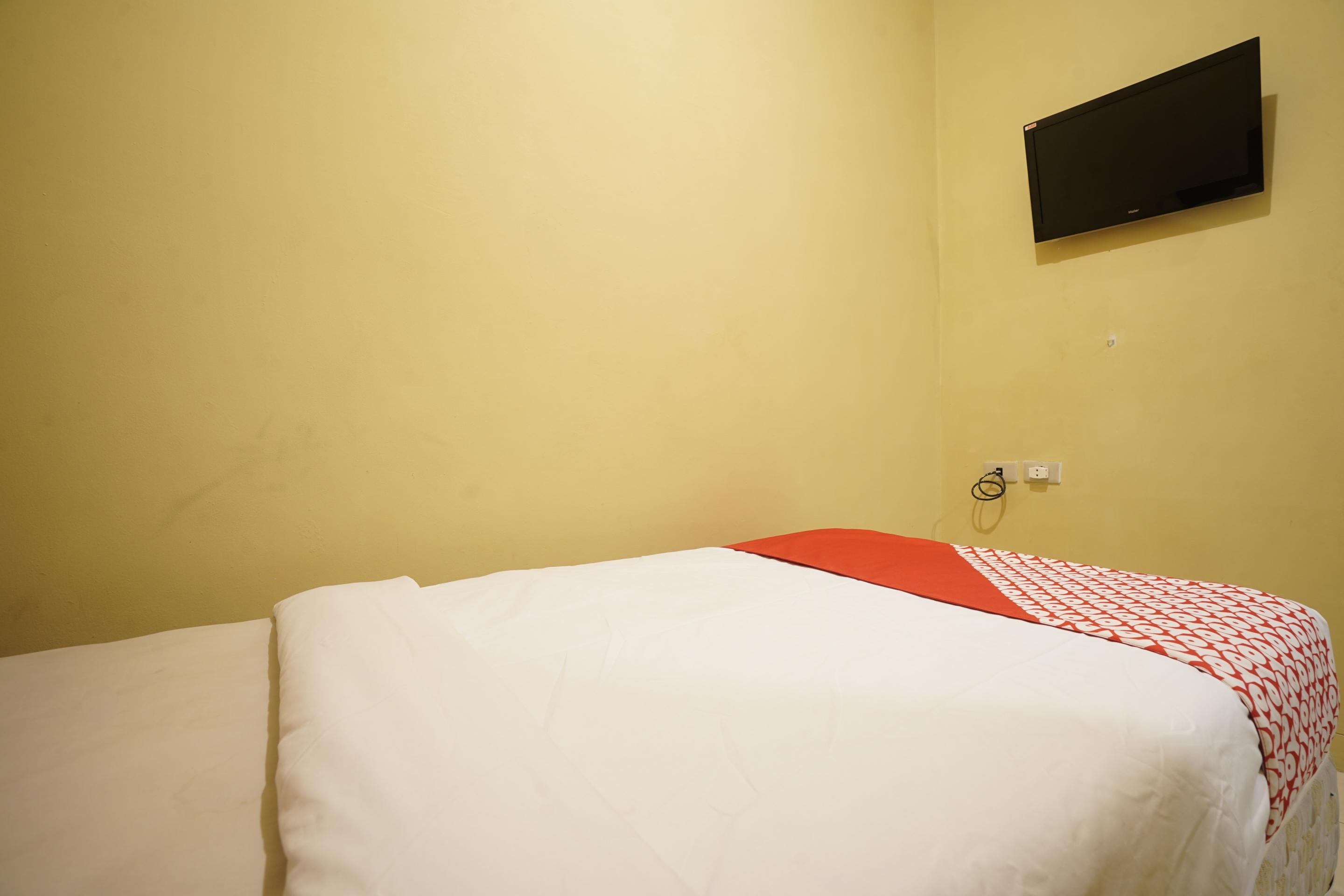 Urbanview Hotel Best Skip Palembang Exterior photo